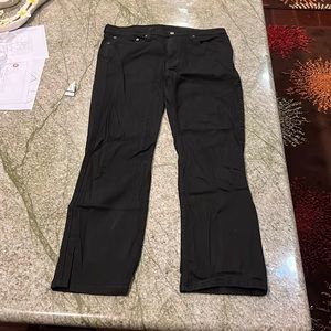 Levi’s 514 Black Straight Leg Jeans